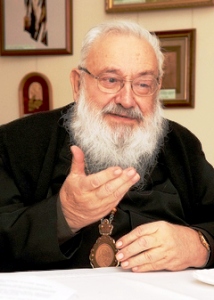 Кожен громадянин мусить сумлінно виконувати свою роботу, у служінні співгромадянам,- Любомир Гузар